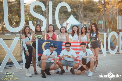 ภาพบรรยากาศสุดมันส์จากงาน NEON Countdown ที่ Wonderworld Extreme Park — photo 29