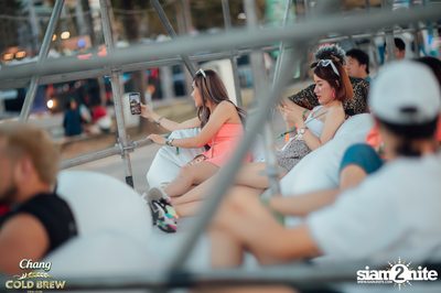 ภาพบรรยากาศสุดมันส์จากงาน NEON Countdown ที่ Wonderworld Extreme Park — photo 34