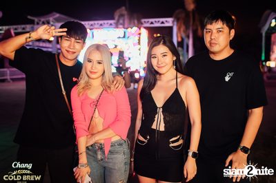 ภาพบรรยากาศสุดมันส์จากงาน NEON Countdown ที่ Wonderworld Extreme Park — photo 76