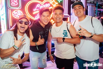 ภาพบรรยากาศสุดมันส์จากงาน NEON Countdown ที่ Wonderworld Extreme Park — photo 82