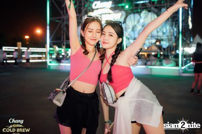 ภาพบรรยากาศสุดมันส์จากงาน NEON Countdown ที่ Wonderworld Extreme Park — photo 85