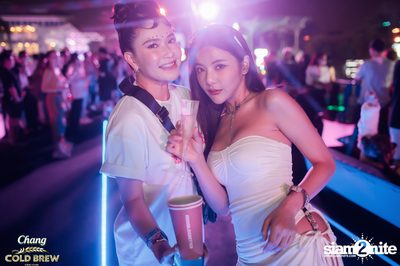 ภาพบรรยากาศสุดมันส์จากงาน NEON Countdown ที่ Wonderworld Extreme Park — photo 114