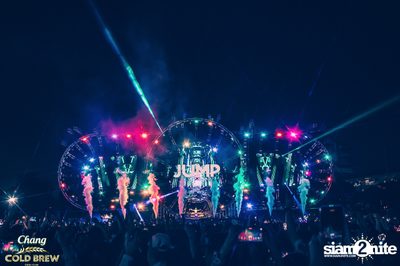 ภาพบรรยากาศสุดมันส์จากงาน NEON Countdown ที่ Wonderworld Extreme Park — photo 121