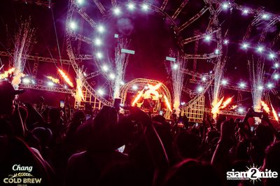 ภาพบรรยากาศสุดมันส์จากงาน NEON Countdown ที่ Wonderworld Extreme Park — photo 144