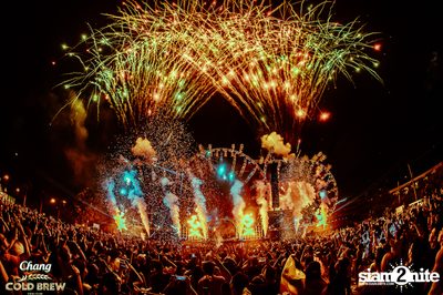 ภาพบรรยากาศสุดมันส์จากงาน NEON Countdown ที่ Wonderworld Extreme Park — photo 151