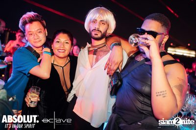  รวมภาพบรรยากาศส่งท้ายปีเก่ากับงาน New Year's Eve Countdown ที่ Octave Rooftop Bar — photo 58