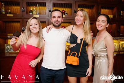 La Casa del Circo New Year's Eve Countdown party! at Havana Social — photo 9