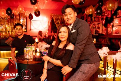 Masquerade Party - New Year Eve at Revolucion Cocktail — photo 8