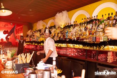 Masquerade Party - New Year Eve at Revolucion Cocktail — photo 41