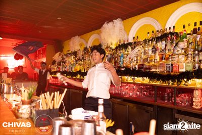 Masquerade Party - New Year Eve at Revolucion Cocktail — photo 42