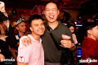 Masquerade Party - New Year Eve at Revolucion Cocktail — photo 44