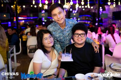Musketeers at Maldives bar and restaurant — photo 19