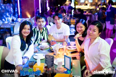 Musketeers at Maldives bar and restaurant — photo 20