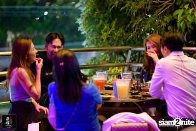 Aof Pongsuk at Hiyaku Izakaya — photo 32