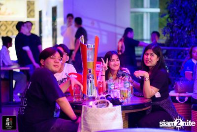 Aof Pongsuk at Hiyaku Izakaya — photo 35