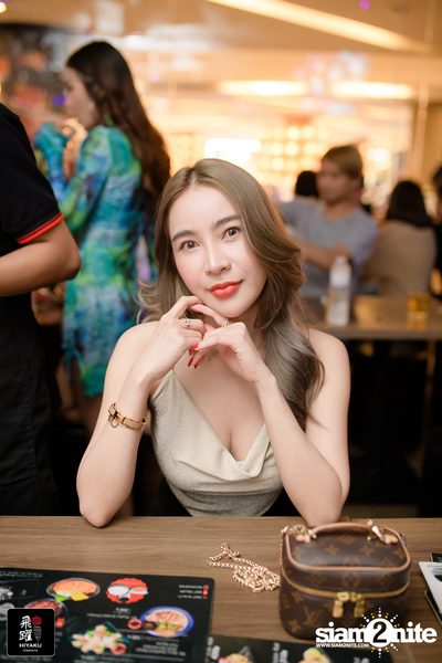Aof Pongsuk at Hiyaku Izakaya — photo 64