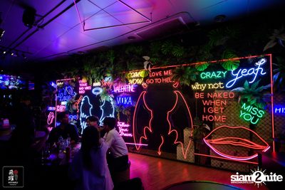 Aof Pongsuk at Hiyaku Izakaya — photo 78