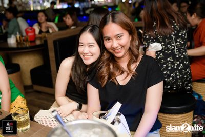 Aof Pongsuk at Hiyaku Izakaya — photo 110