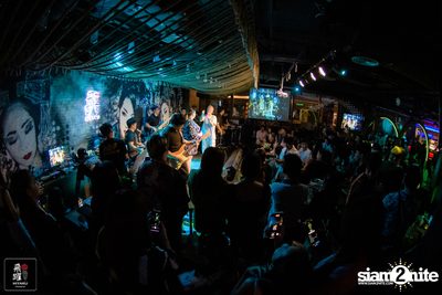 Aof Pongsuk at Hiyaku Izakaya — photo 145