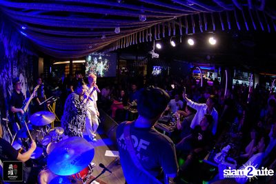 Aof Pongsuk at Hiyaku Izakaya — photo 148