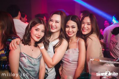 ภาพบรรยากาศคอนเสิร์ต HYBS ที่ร้าน Milley club — photo 13