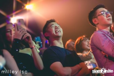 ภาพบรรยากาศคอนเสิร์ต HYBS ที่ร้าน Milley club — photo 81