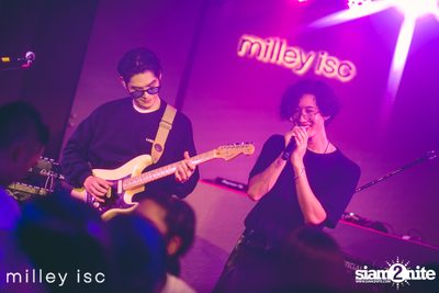 ภาพบรรยากาศคอนเสิร์ต HYBS ที่ร้าน Milley club — photo 88