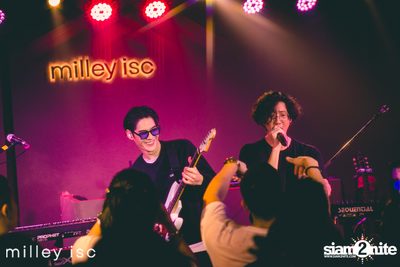 ภาพบรรยากาศคอนเสิร์ต HYBS ที่ร้าน Milley club — photo 90