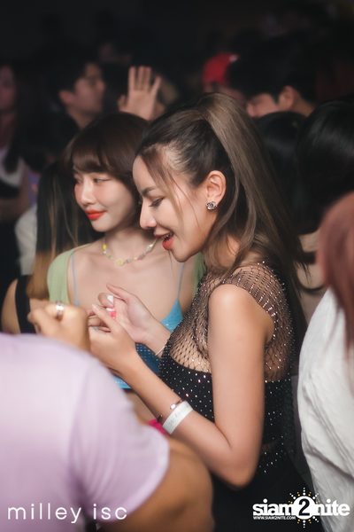 ภาพบรรยากาศคอนเสิร์ต HYBS ที่ร้าน Milley club — photo 94