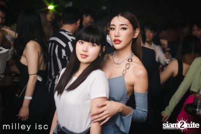 ภาพบรรยากาศคอนเสิร์ต HYBS ที่ร้าน Milley club — photo 98