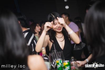 ภาพบรรยากาศคอนเสิร์ต HYBS ที่ร้าน Milley club — photo 100