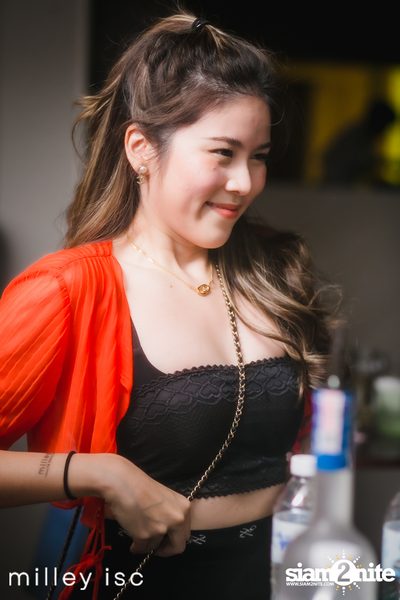 ภาพบรรยากาศคอนเสิร์ต HYBS ที่ร้าน Milley club — photo 123