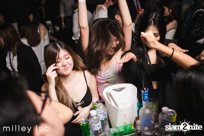 ภาพบรรยากาศคอนเสิร์ต HYBS ที่ร้าน Milley club — photo 127