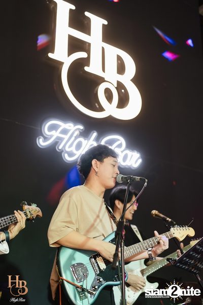 Atom at High bar  — photo 10