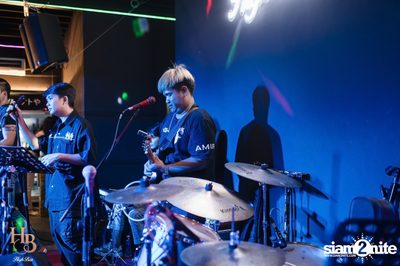 Atom at High bar  — photo 32