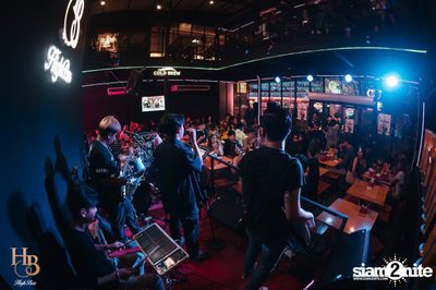 Atom at High bar  — photo 45