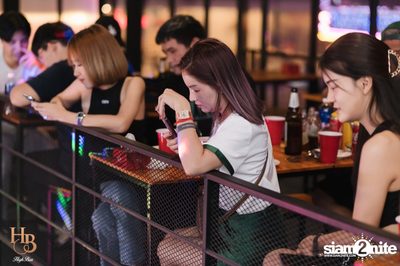 Atom at High bar  — photo 74