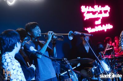 Atom at High bar  — photo 97