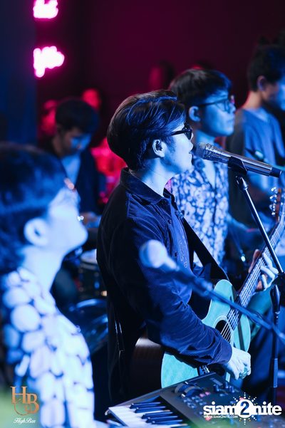 Atom at High bar  — photo 113