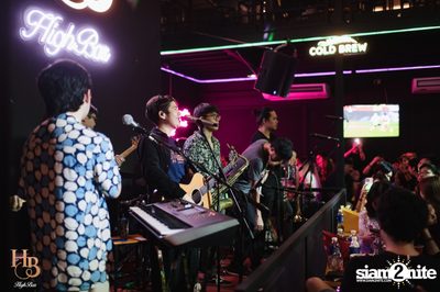 Atom at High bar  — photo 116