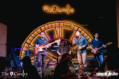 บรรยากาศคอนเสิร์ต Burin ที่ร้าน The Cavalry Thonglor — photo 9