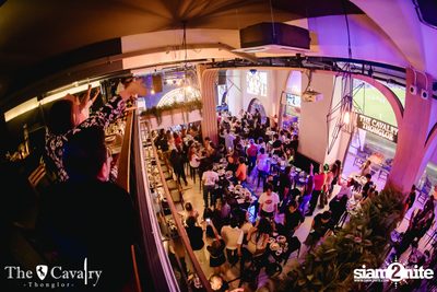 บรรยากาศคอนเสิร์ต Burin ที่ร้าน The Cavalry Thonglor — photo 67