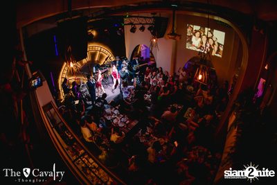 บรรยากาศคอนเสิร์ต Burin ที่ร้าน The Cavalry Thonglor — photo 69