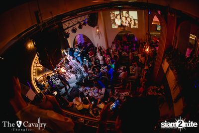 บรรยากาศคอนเสิร์ต Burin ที่ร้าน The Cavalry Thonglor — photo 74