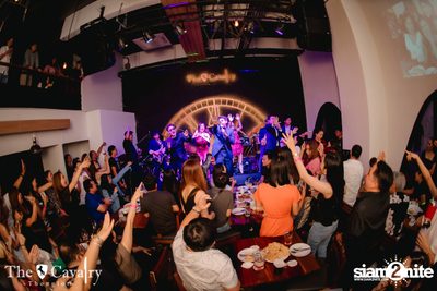 บรรยากาศคอนเสิร์ต Burin ที่ร้าน The Cavalry Thonglor — photo 106