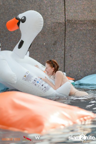 Beats by the Pool at W Bangkok — photo 37