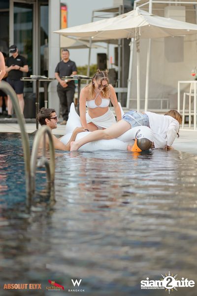 Beats by the Pool at W Bangkok — photo 39