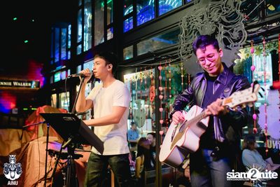 INK WARUNTORN Concert at AINU Bar — photo 6