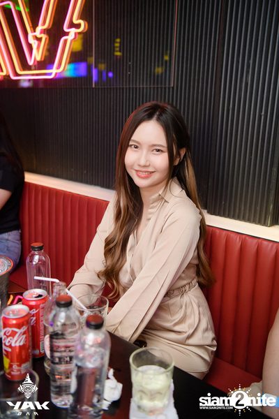 UrboyTJ at Yak Bar — photo 15