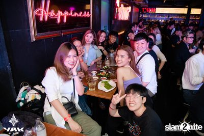 UrboyTJ at Yak Bar — photo 37